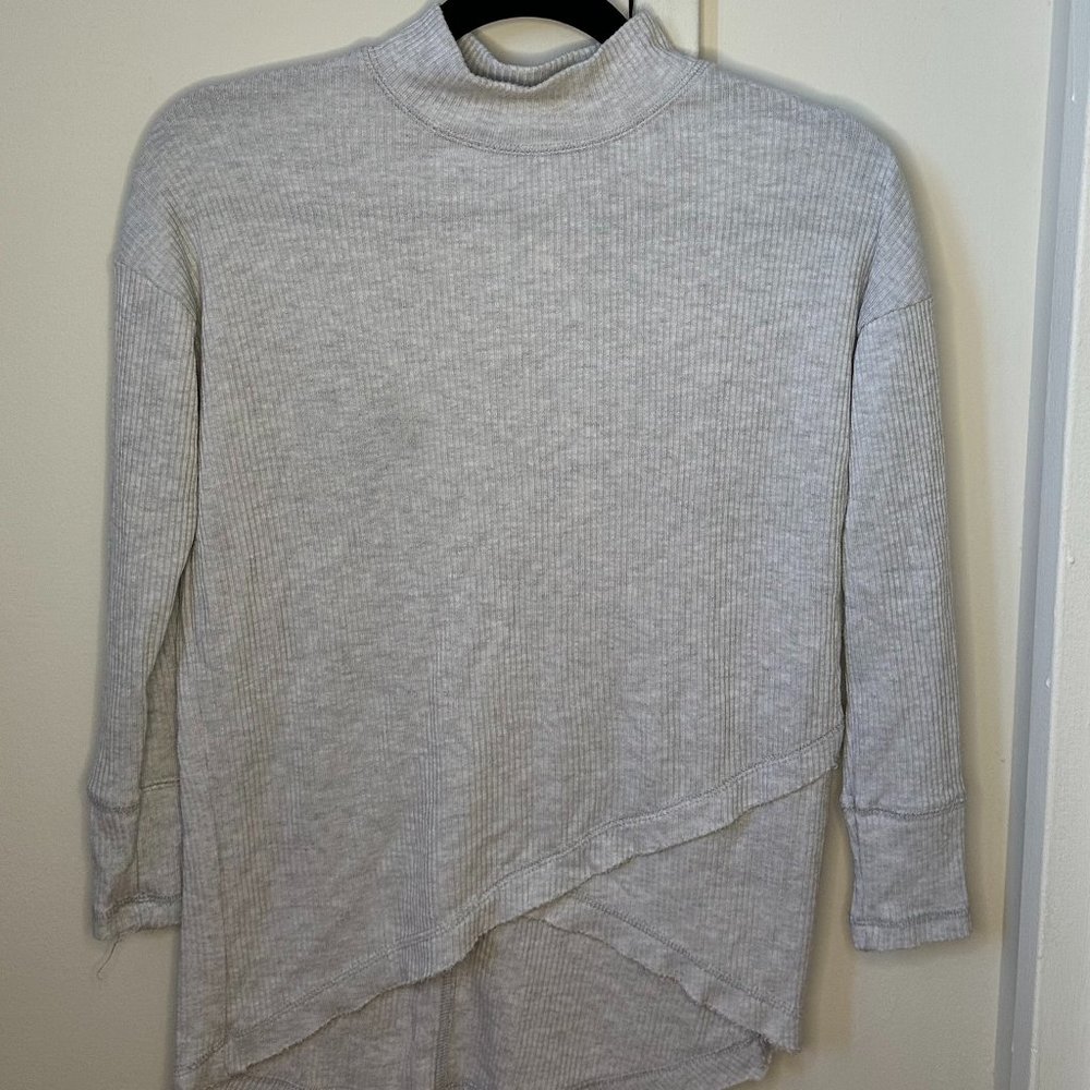 Light Grey Long Sleeve Top Size XS
